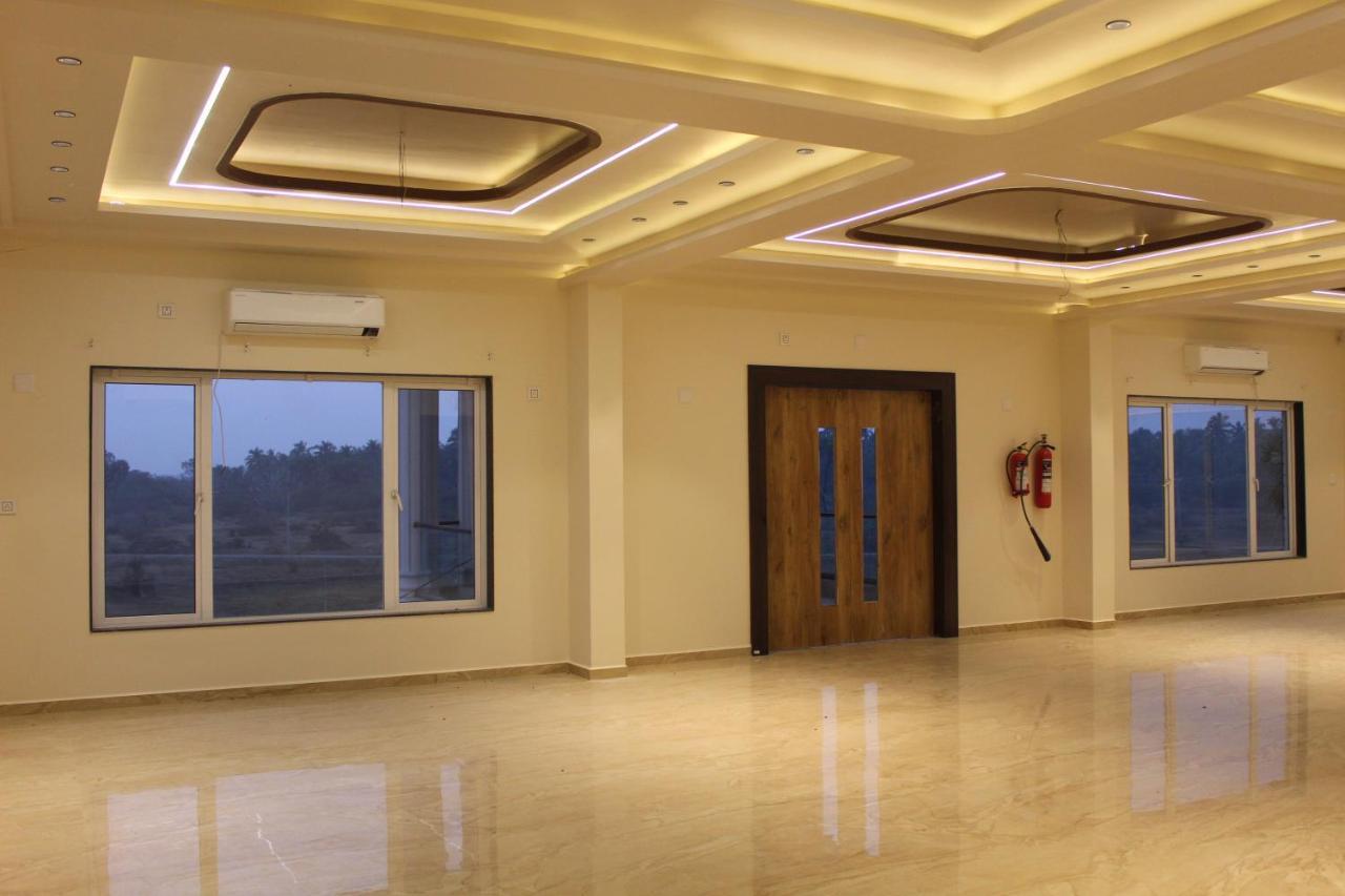 Flamingo Club And Resort Una 3 Km Away From Diu Check Post Exterior foto