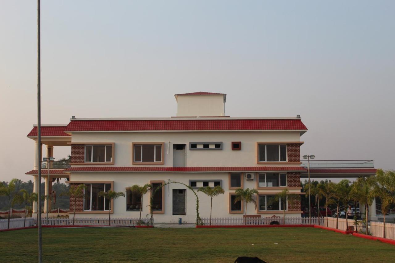 Flamingo Club And Resort Una 3 Km Away From Diu Check Post Exterior foto