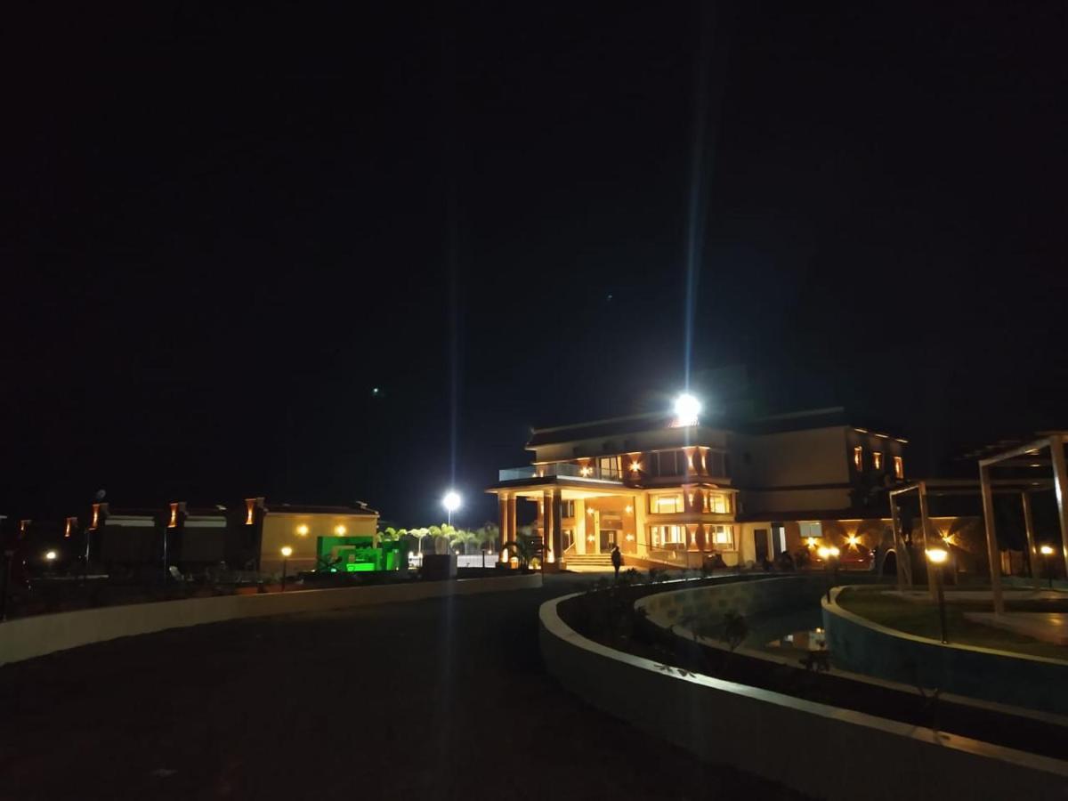 Flamingo Club And Resort Una 3 Km Away From Diu Check Post Exterior foto