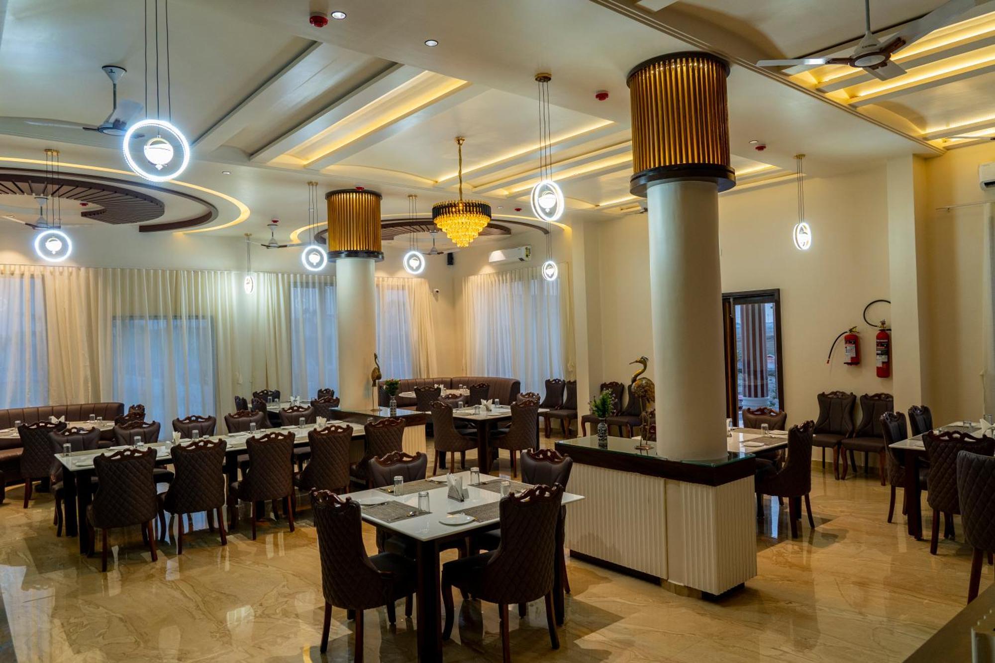 Flamingo Club And Resort Una 3 Km Away From Diu Check Post Exterior foto